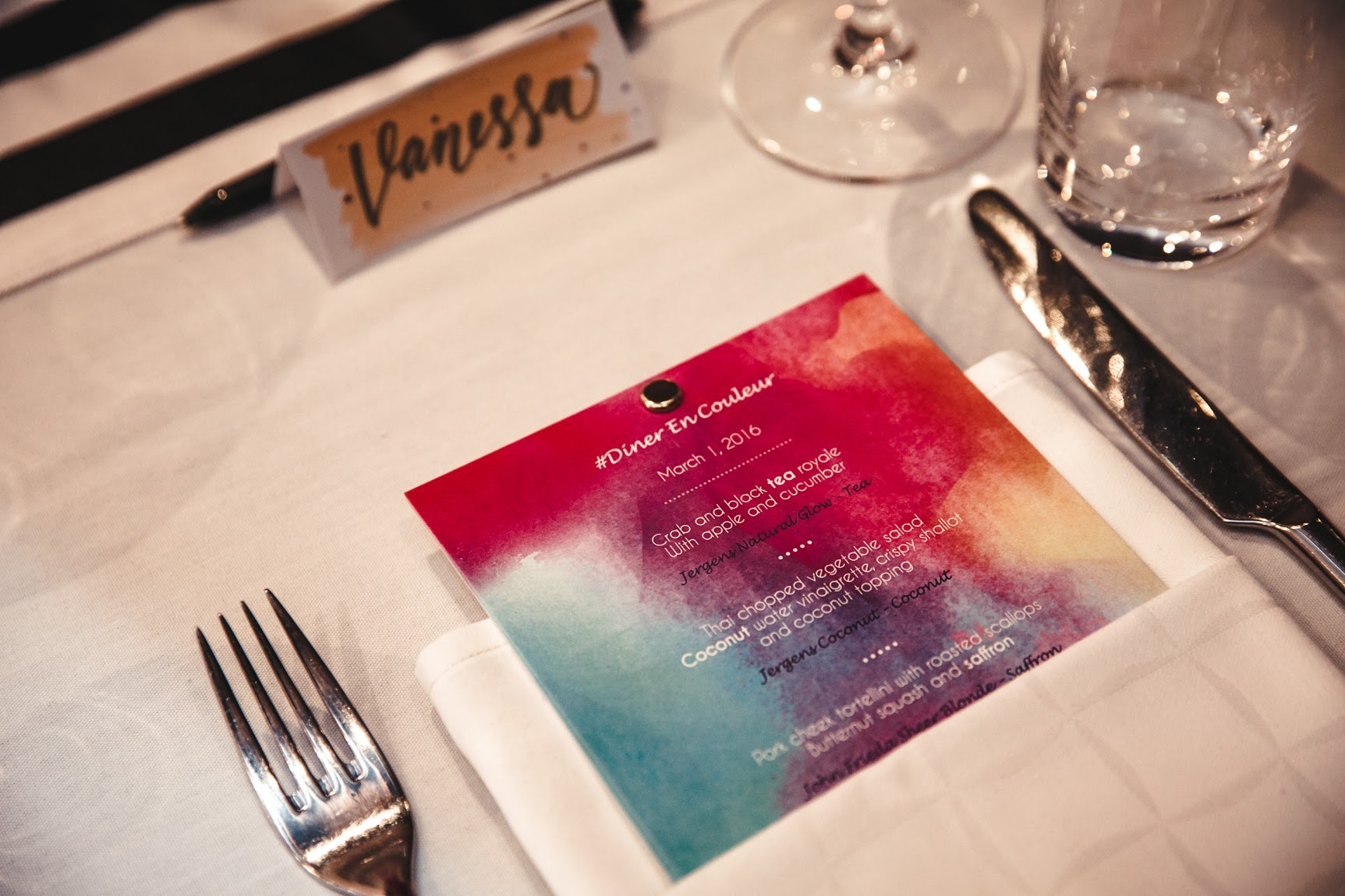 Diner En Couleur Name Cards - Photography by The Glass Eye